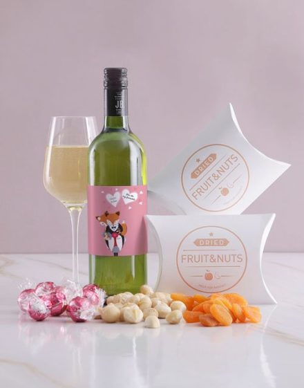 Personalised Foxy Wine and Snack Hamper