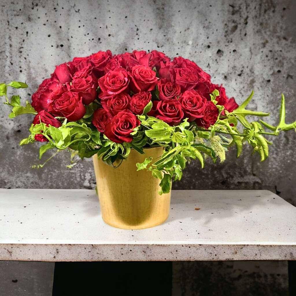 Golden Majesty Red Rose Flower Arrangement